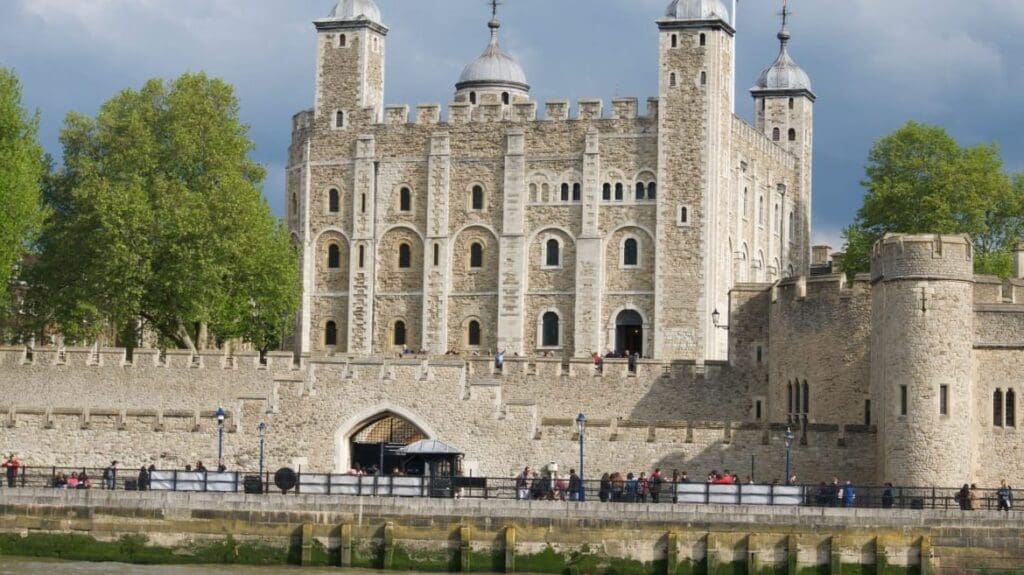 Découverte de Londres : Guide Pratique pour Maîtriser la Carte des Bus de la Ville