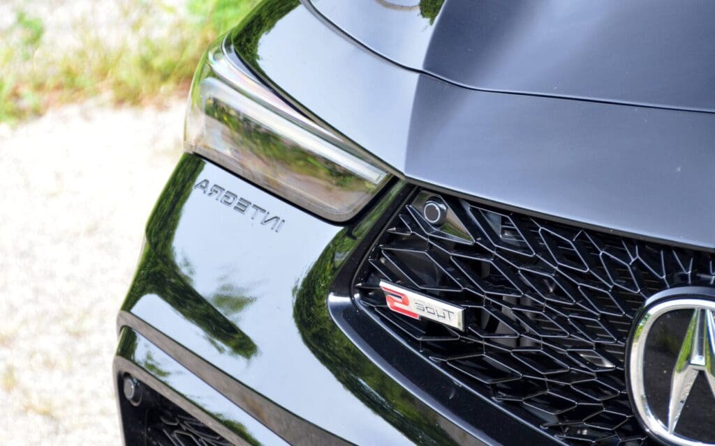 Intégration parfaite en voiture : R-Link et CarPlay, le duo gagnant pour une expérience...